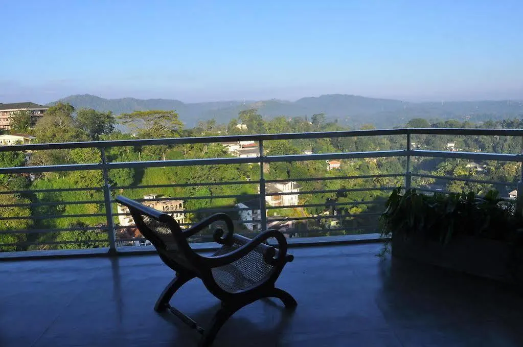 Amaara Sky Hotel Kandy